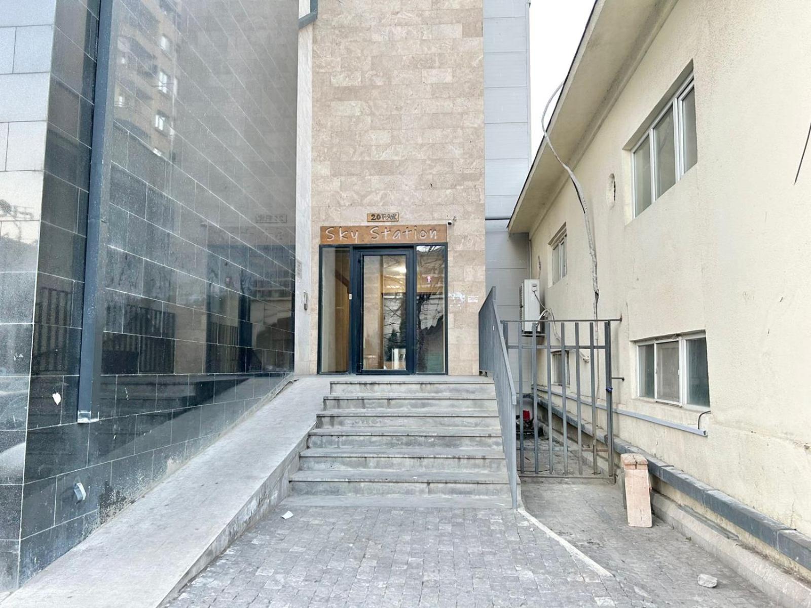 City Center - Next To Holiday Inn -2Br Apartment Τυφλίδα Εξωτερικό φωτογραφία