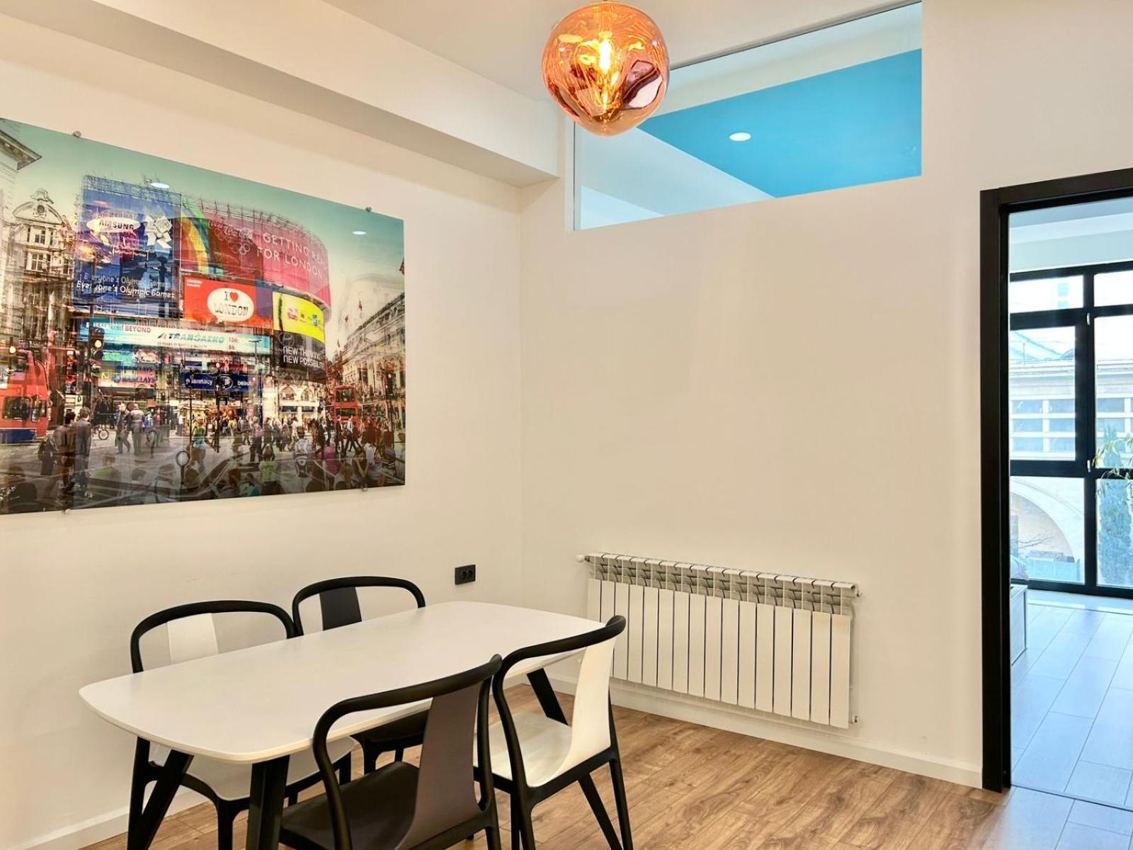 City Center - Next To Holiday Inn -2Br Apartment Τυφλίδα Εξωτερικό φωτογραφία