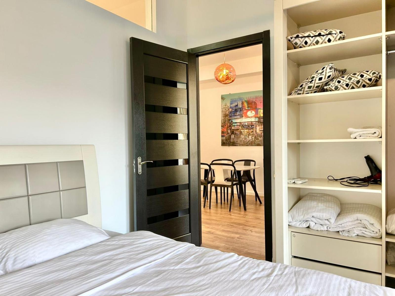 City Center - Next To Holiday Inn -2Br Apartment Τυφλίδα Εξωτερικό φωτογραφία
