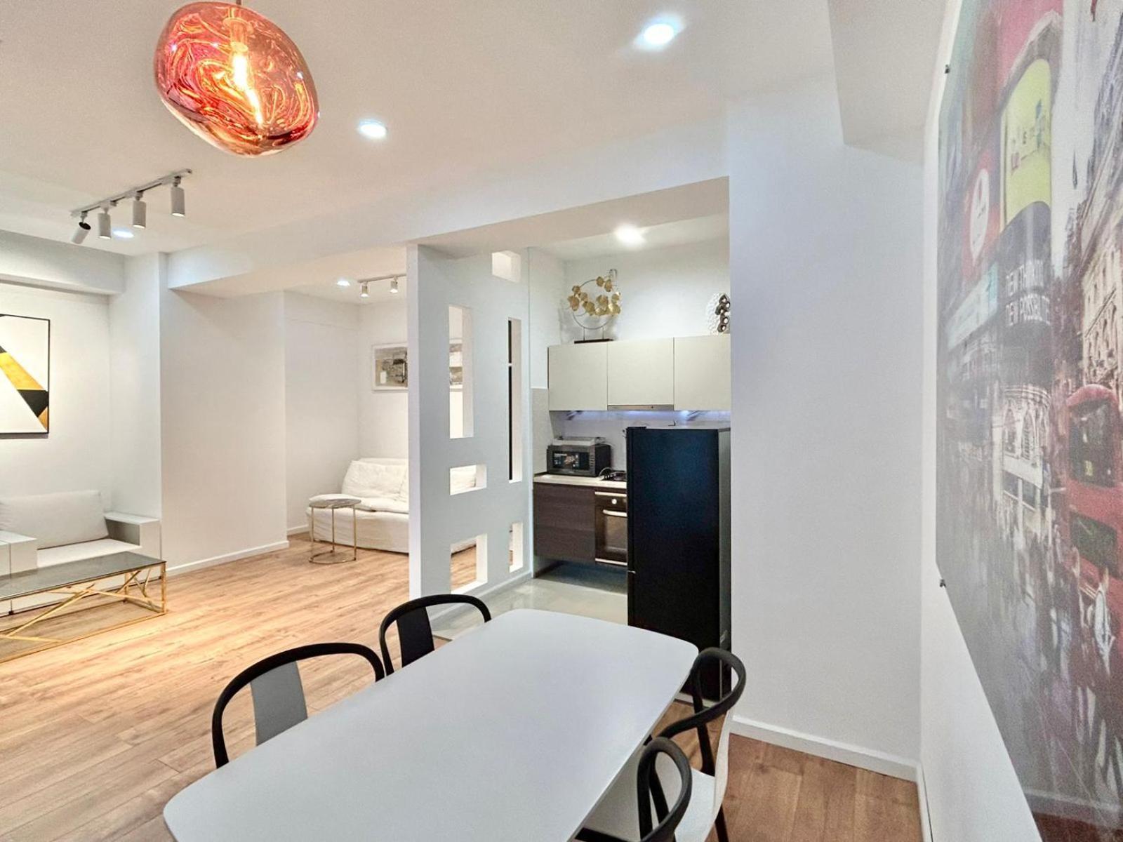 City Center - Next To Holiday Inn -2Br Apartment Τυφλίδα Εξωτερικό φωτογραφία