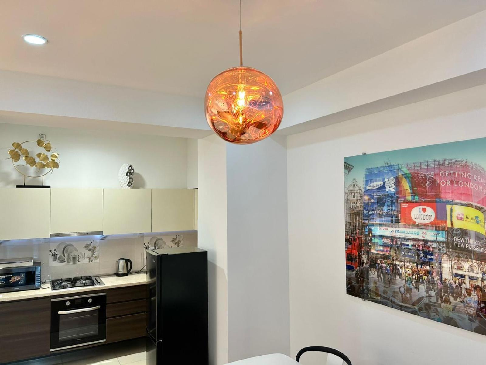 City Center - Next To Holiday Inn -2Br Apartment Τυφλίδα Εξωτερικό φωτογραφία
